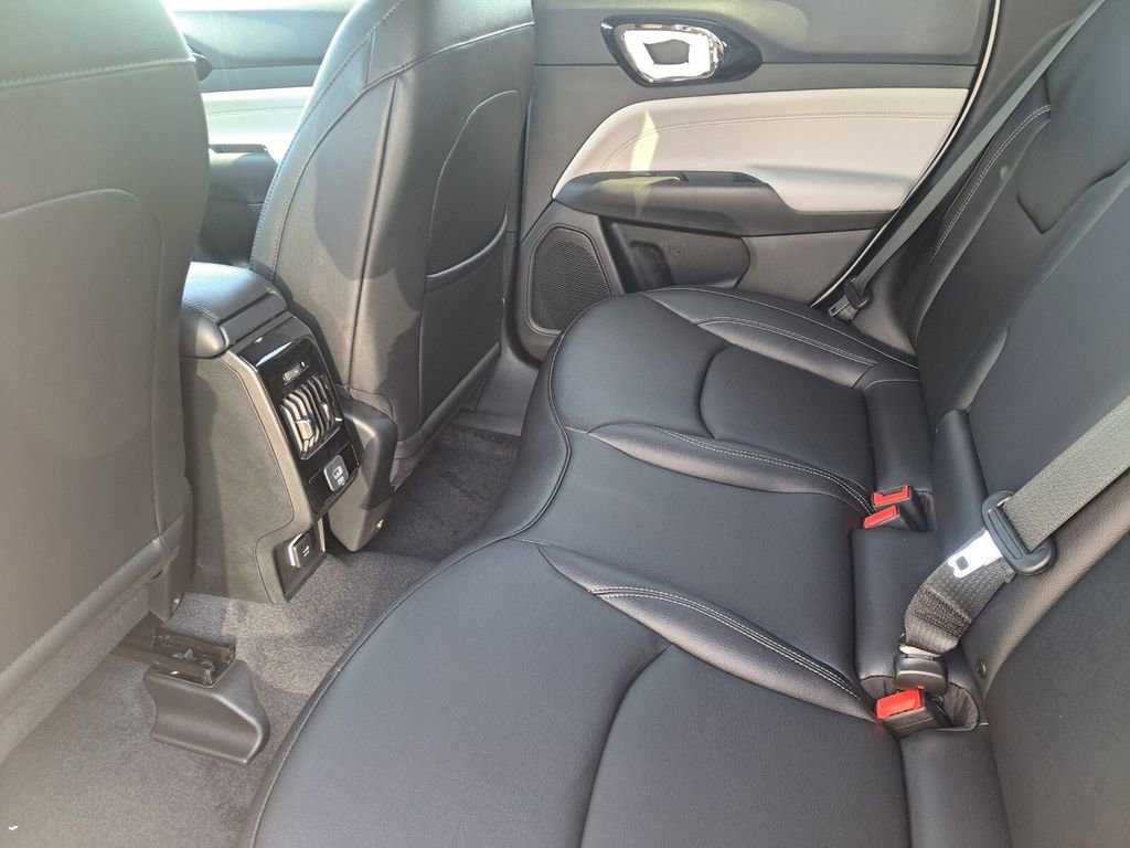 New 2026 Jeep Compass Limited image 20