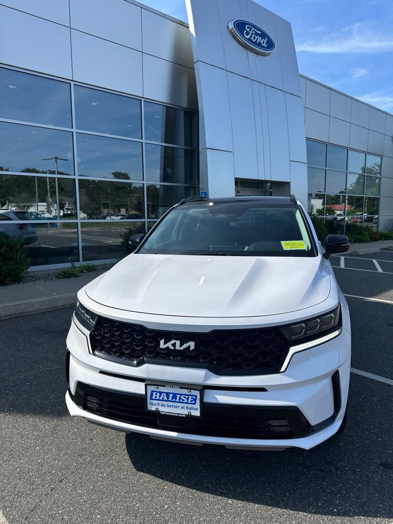 Used 2023 Kia Sorento SX AWD/4WD image 2
