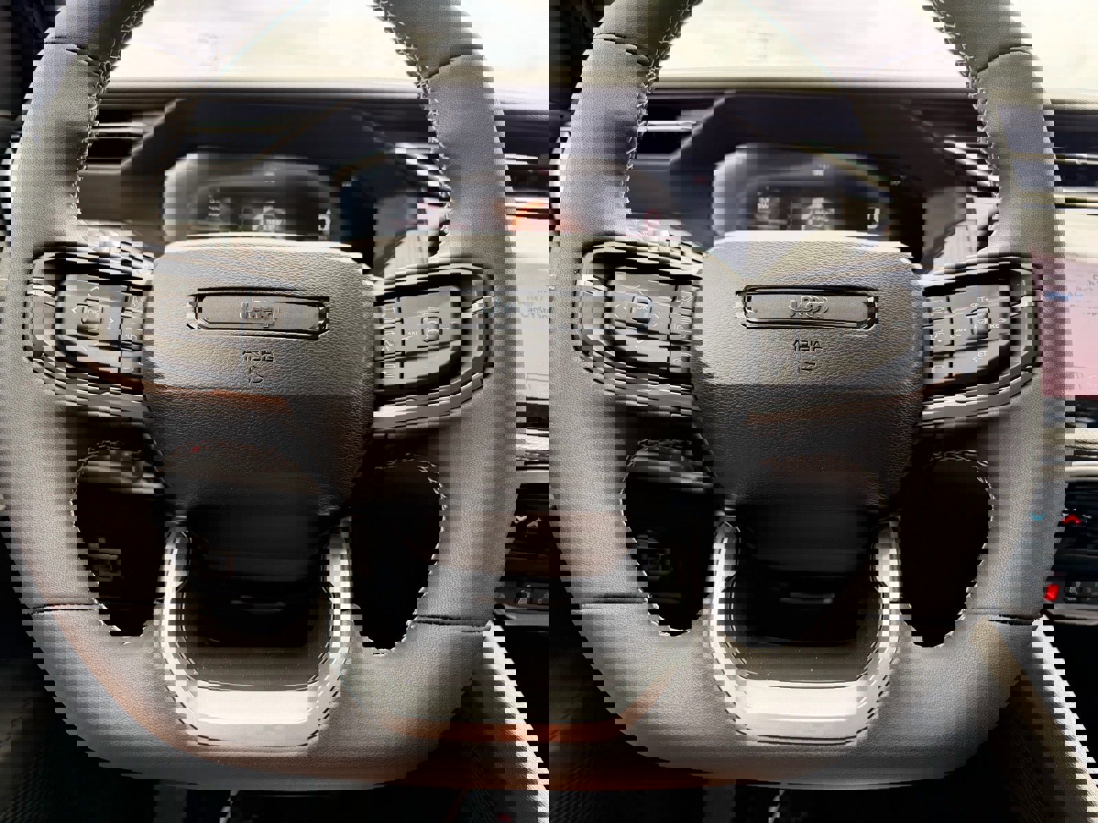 New 2026 Jeep Cherokee Laredo image 9