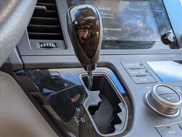 Used 2017 Toyota Sienna XLE AWD/4WD image 14