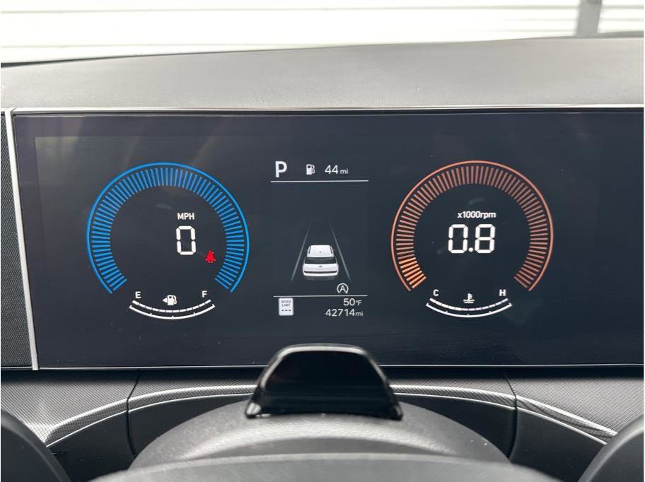 Used 2024 Hyundai Santa Fe SEL image 38