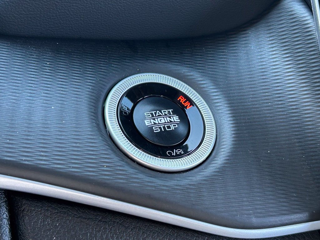 Certified 2025 Jeep Grand Cherokee L Altitude RWD image 27