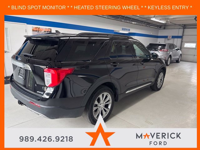 Used 2023 Ford Explorer XLT w/ Equipment Group 202A AWD/4WD image 5