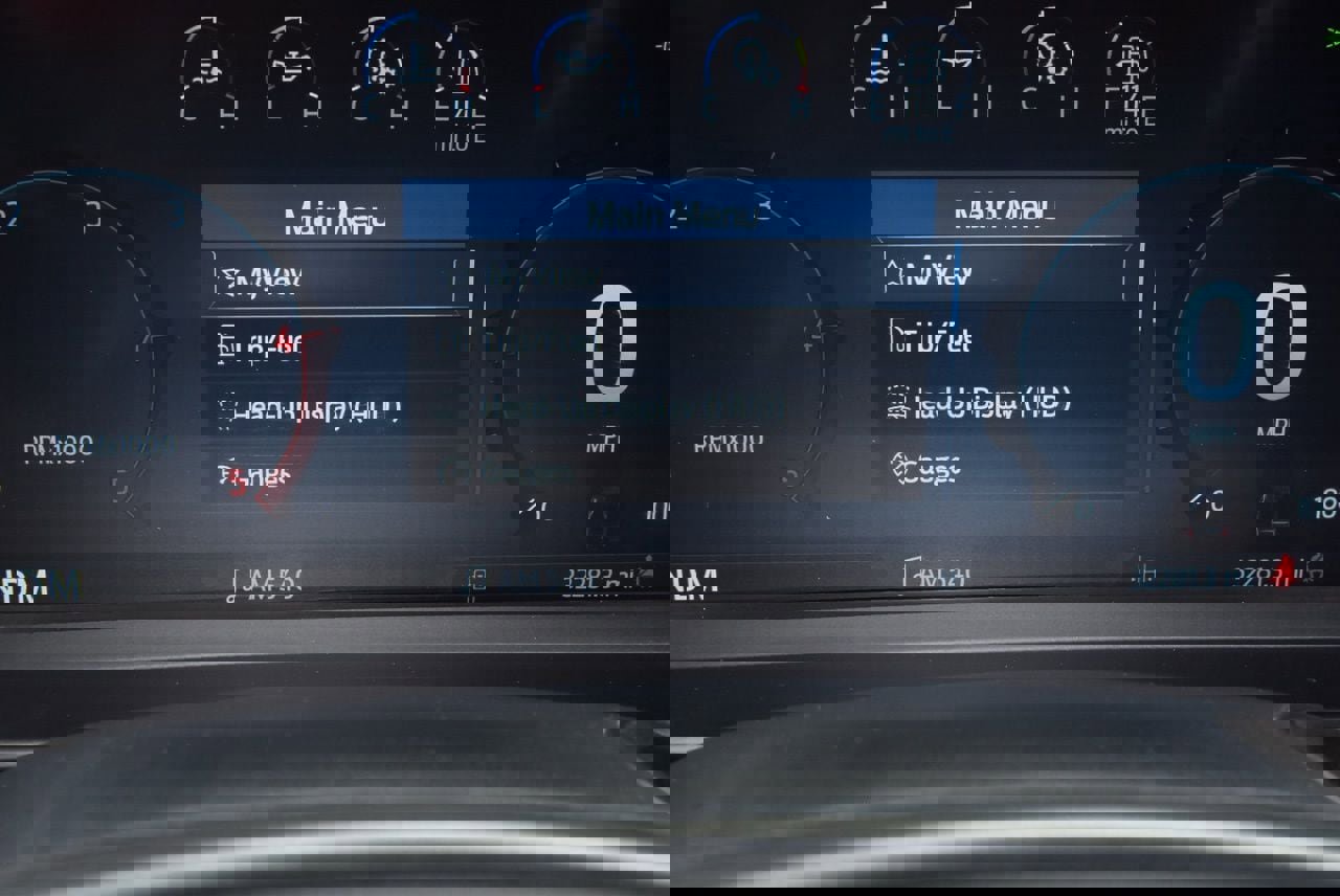 Used 2023 Ford F250 Lariat w/ Lariat Ultimate Package AWD/4WD image 25