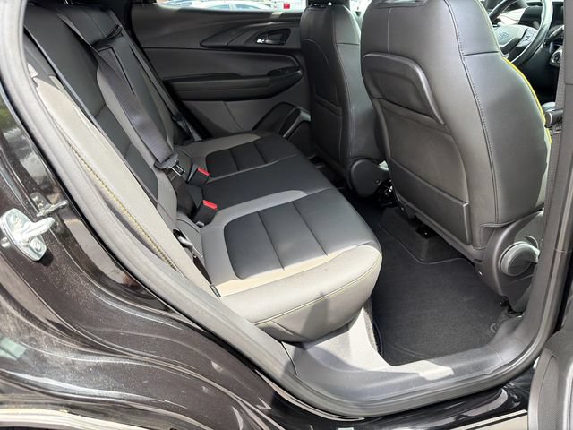 Used 2025 Chevrolet TrailBlazer ACTIV w/ Driver Confidence Package FWD image 15