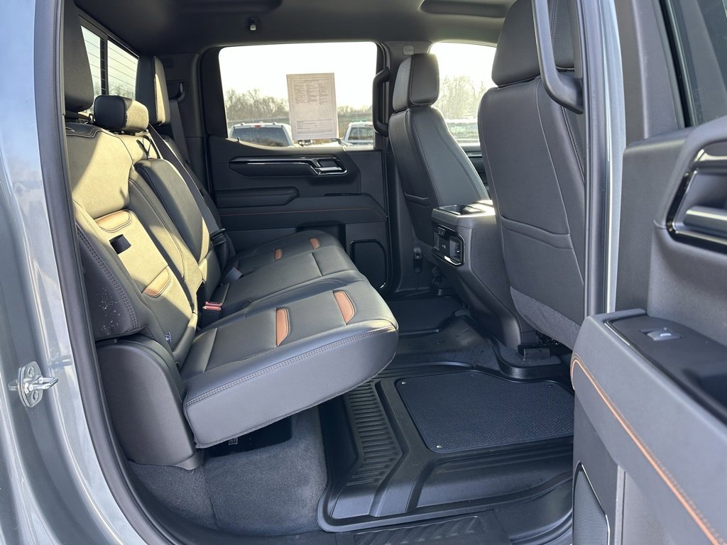 Used 2025 GMC Sierra 1500 AT4 w/ AT4 Premium Package image 13