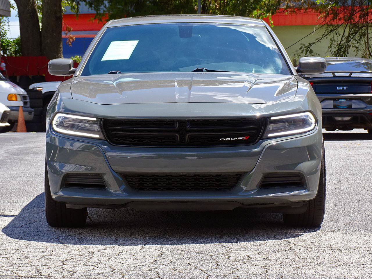 Used 2019 Dodge Charger SXT RWD image 9