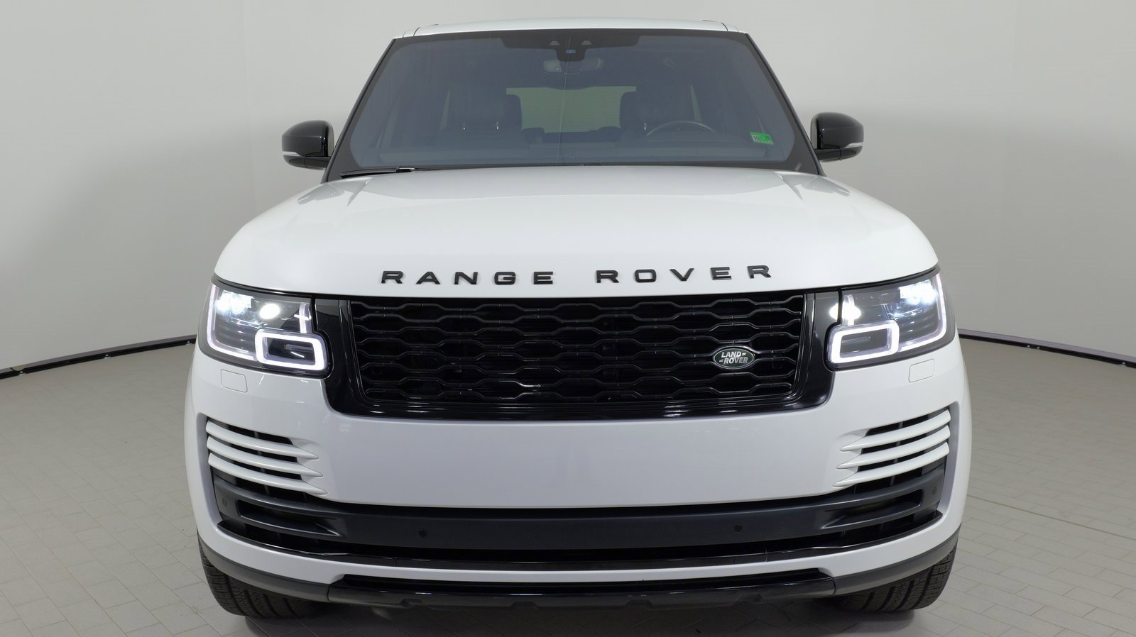 Used 2022 Land Rover Range Rover Westminster Edition image 5