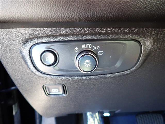 Used 2022 GMC Terrain SLE w/ LPO, Cargo Package image 13