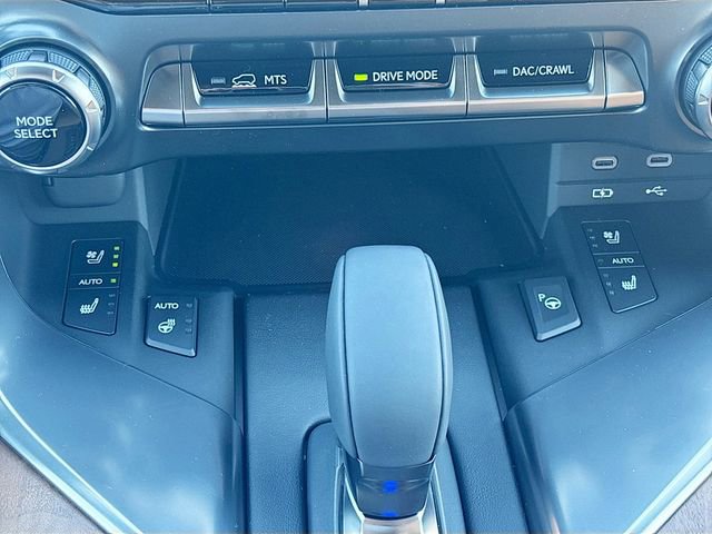 New 2026 Lexus LX 700h Luxury AWD/4WD image 48