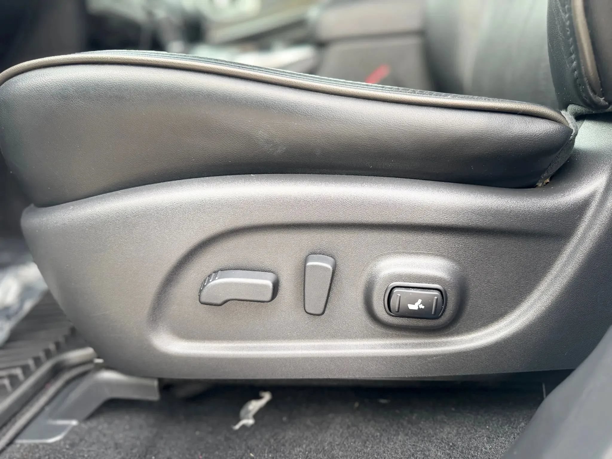 Used 2013 INFINITI JX35 FWD w/ Premium Pkg image 16
