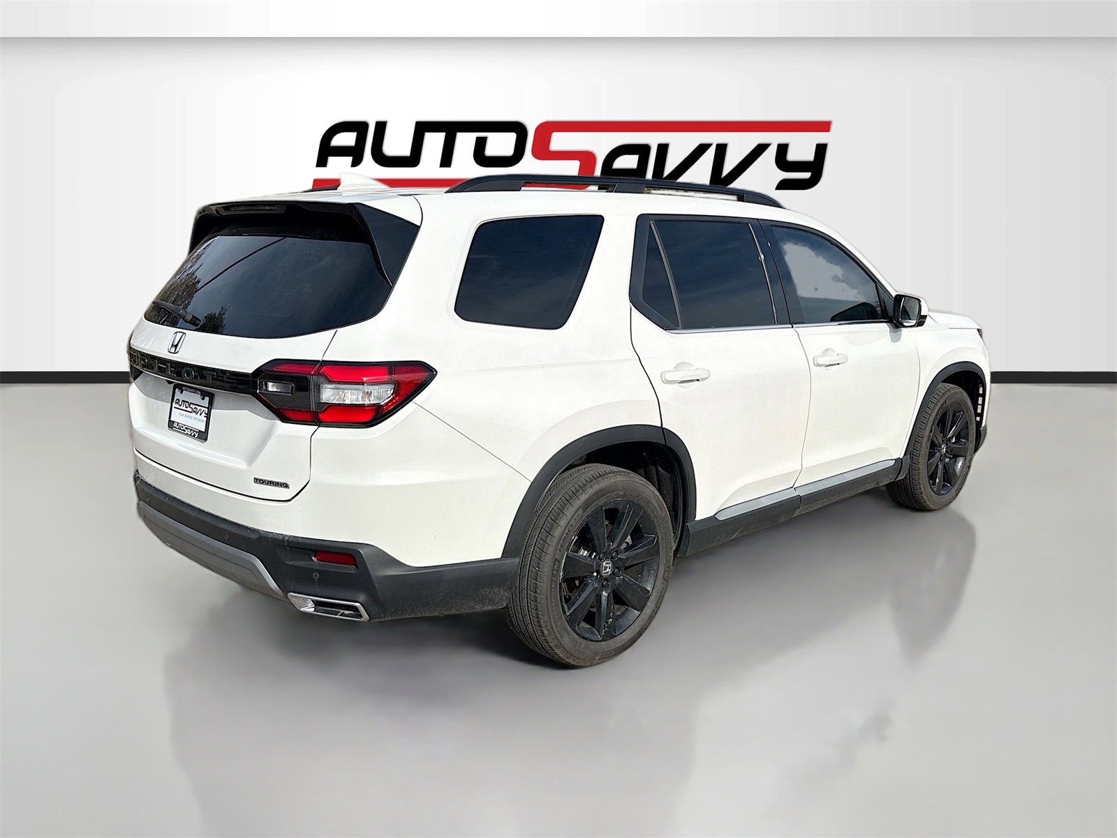 Used 2023 Honda Pilot Touring image 7