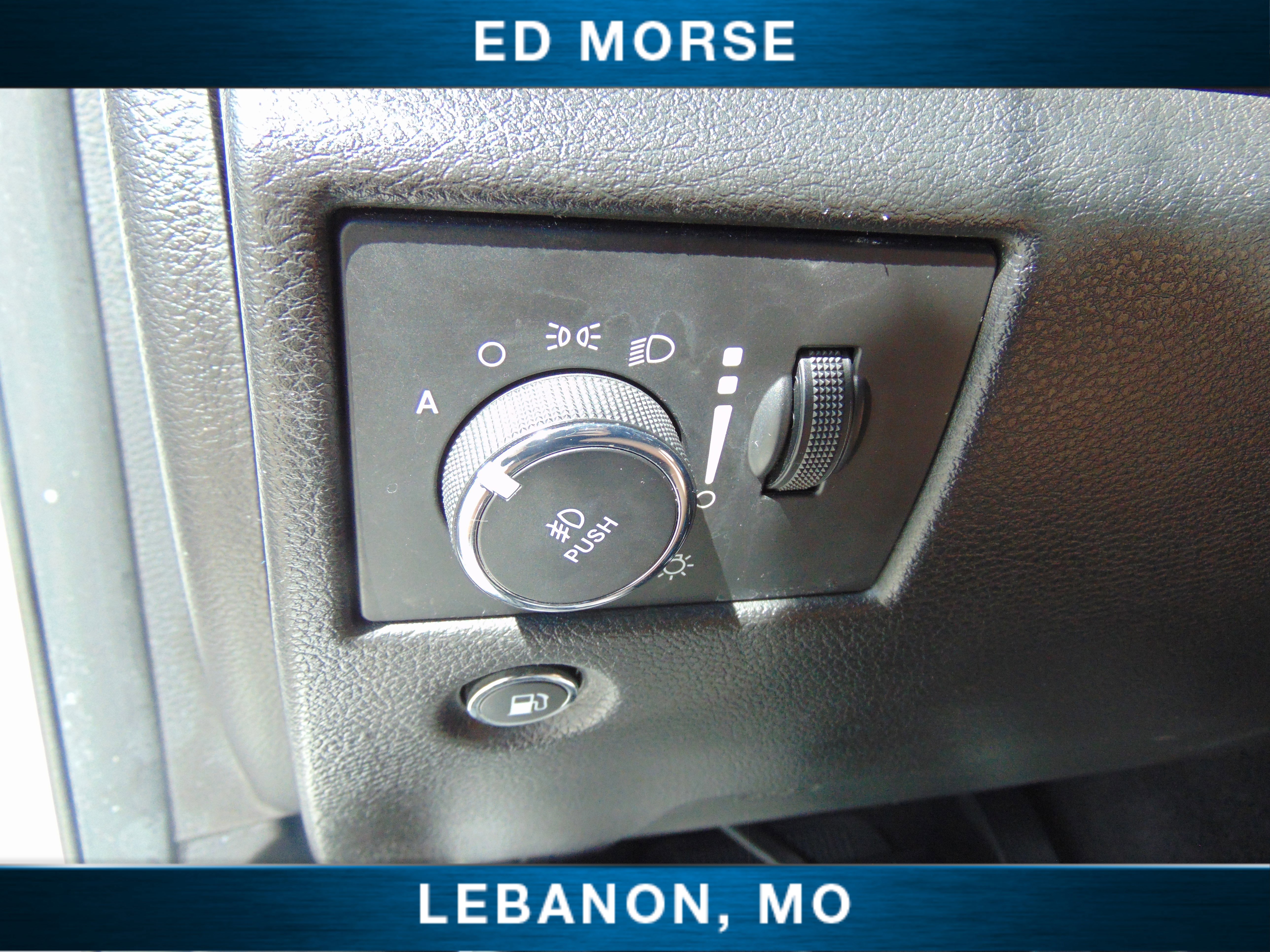 Used 2021 Jeep Grand Cherokee Limited w/ Luxury Group II image 22