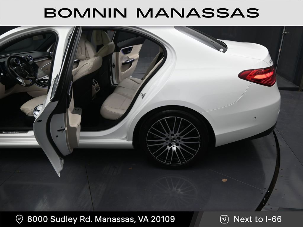 Used 2022 Mercedes-Benz C 300 4MATIC Sedan image 11