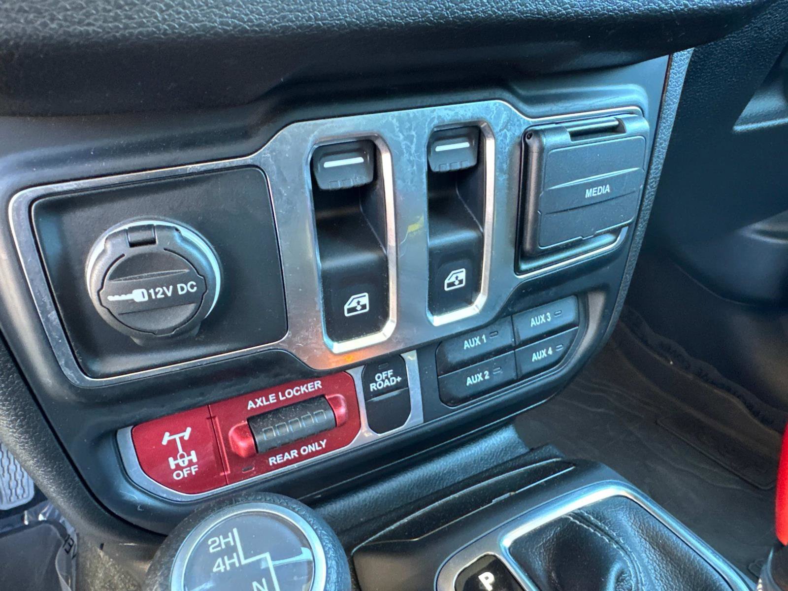 Certified 2024 Jeep Wrangler Willys image 20