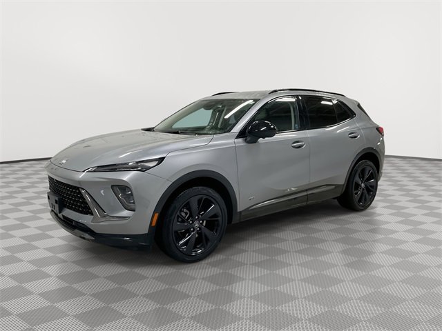 Certified 2025 Buick Envision Sport Touring image 6