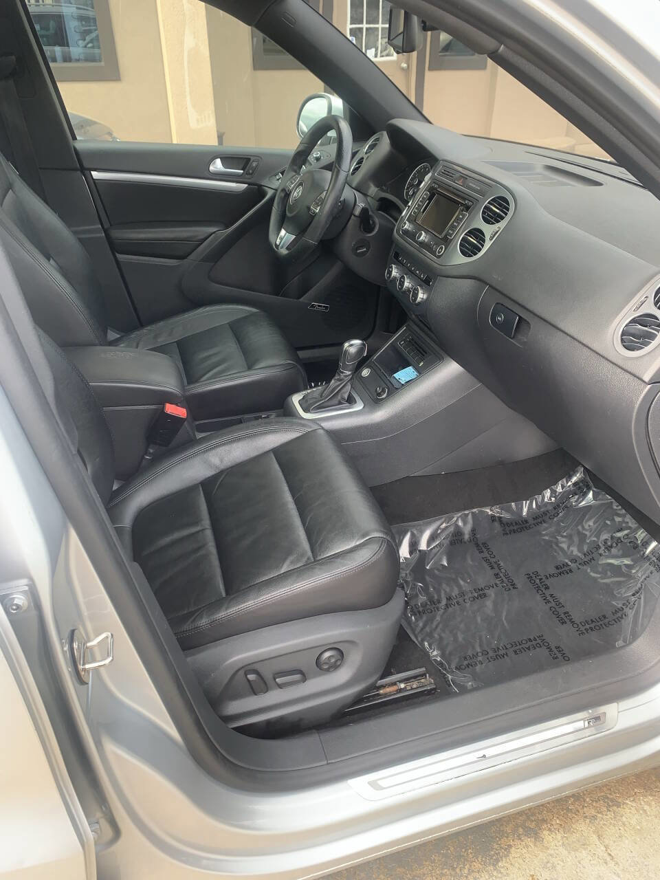 Used 2014 Volkswagen Tiguan R-Line image 8