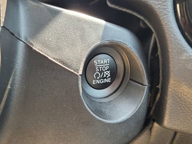 Used 2019 Jeep Compass Limited image 18