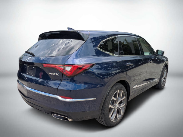 Certified 2024 Acura MDX w/ Technology Package FWD image 4
