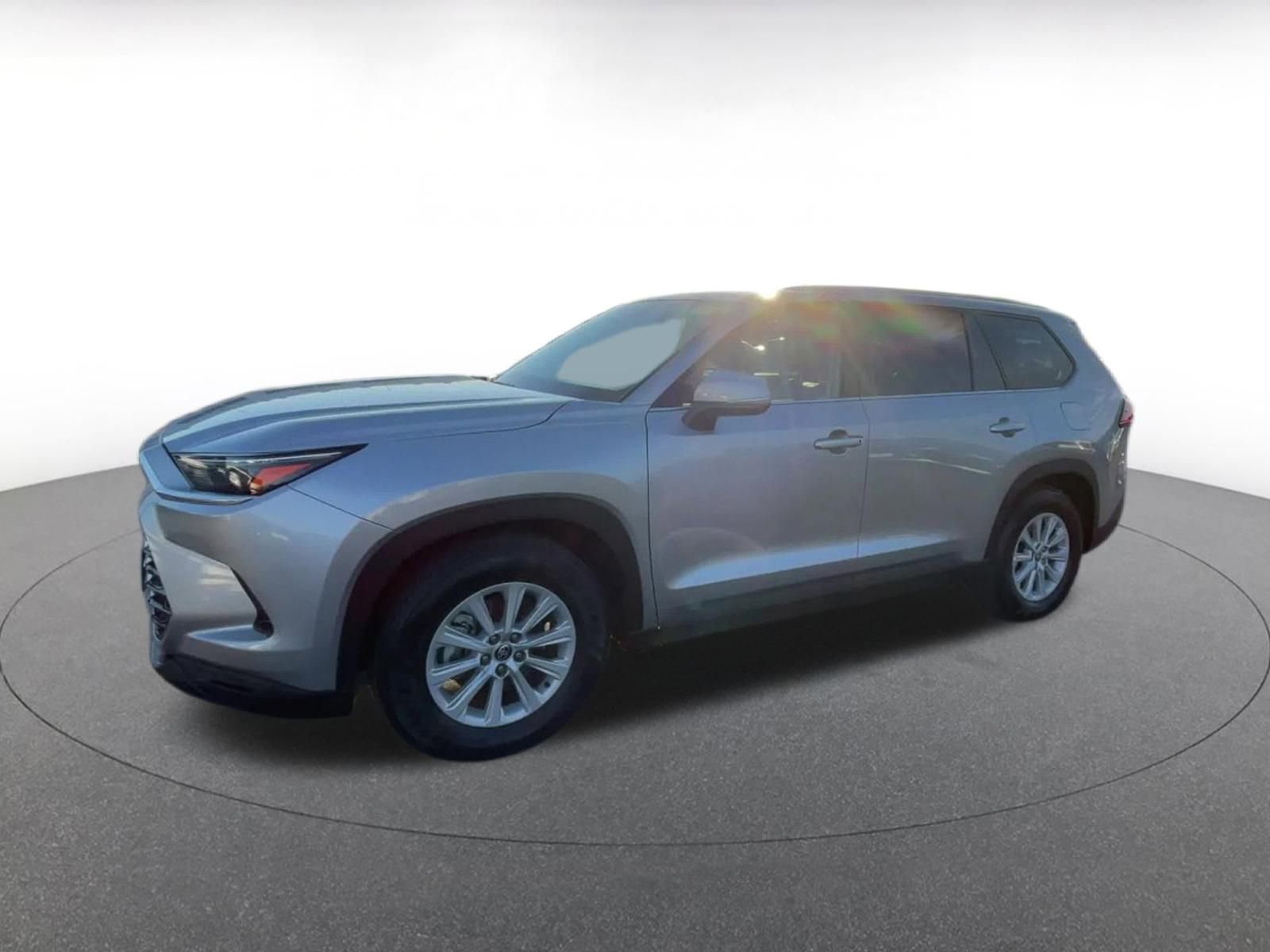 Used 2025 Toyota Grand Highlander FWD image 8