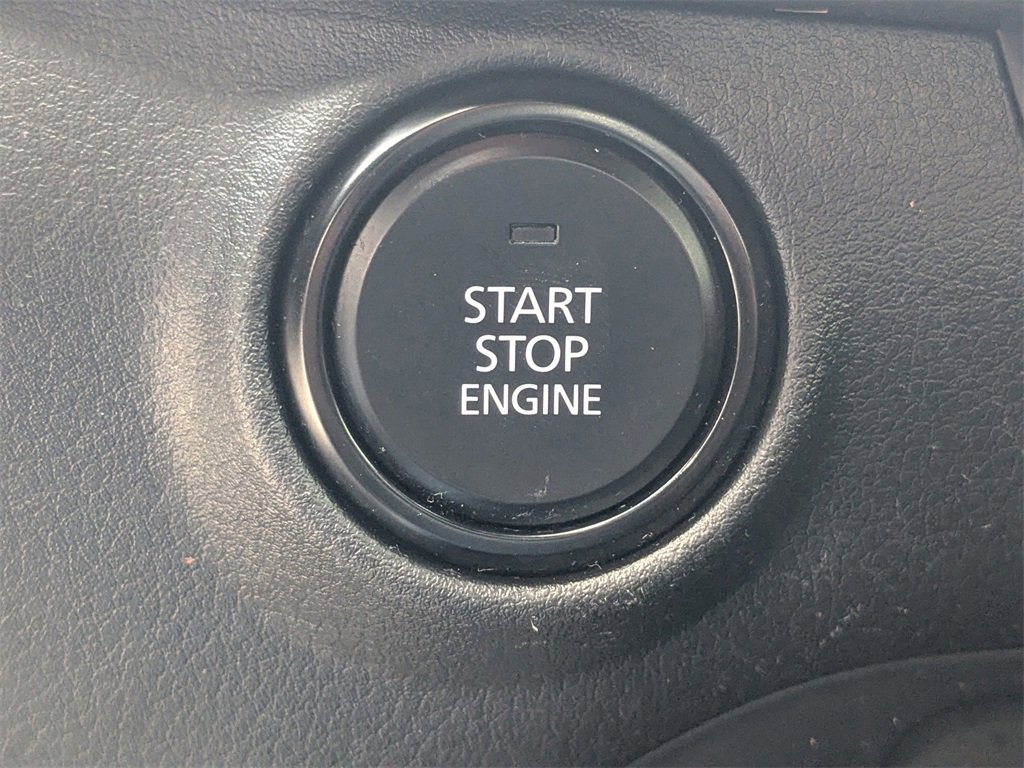 Used 2020 MAZDA MAZDA3 Hatchback image 35