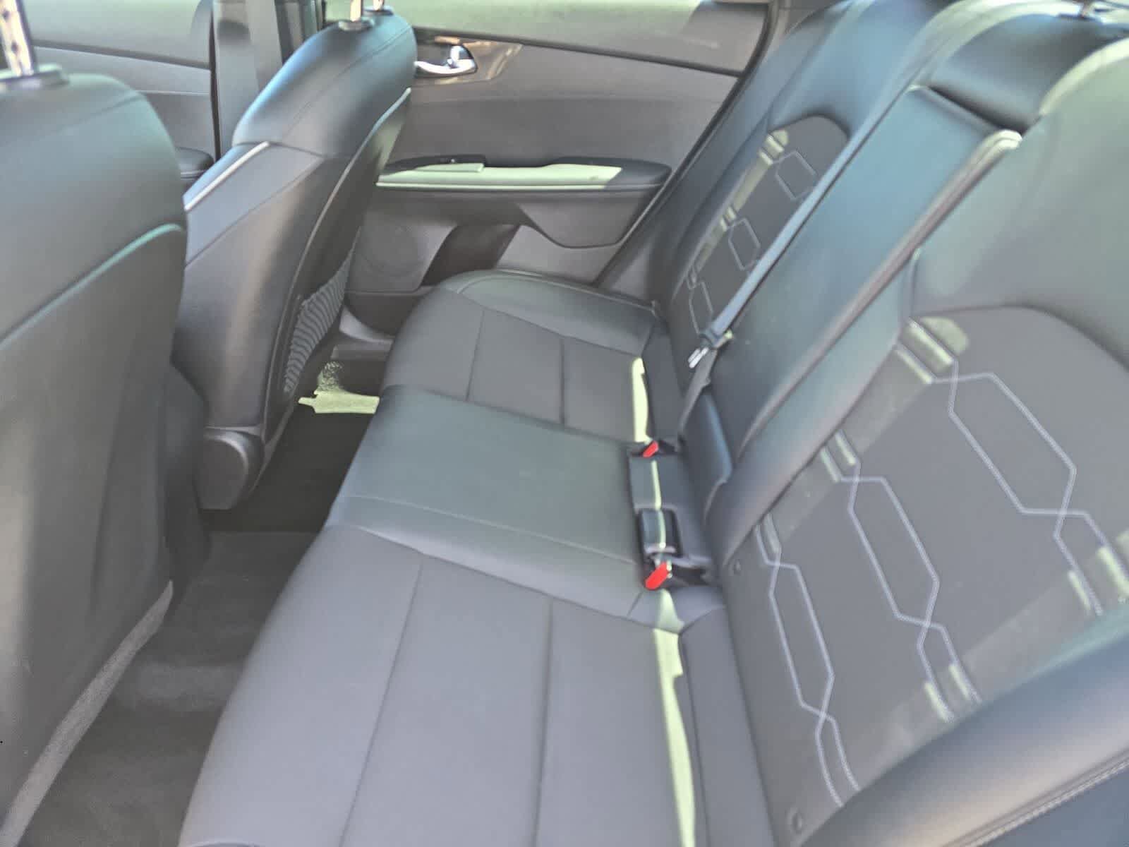 Used 2023 Kia Forte GT-Line w/ GT-Line Premium Package FWD image 14