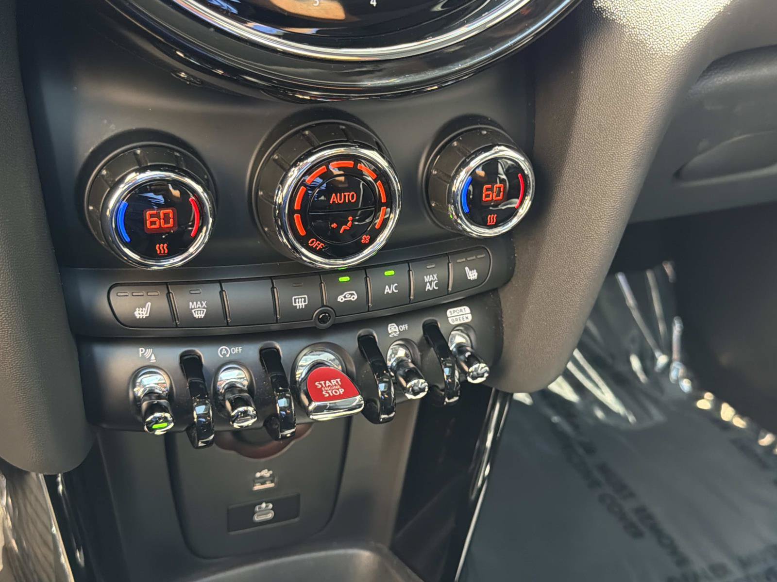 Used 2024 MINI Cooper John Cooper Works FWD image 19