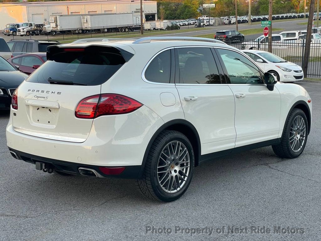 Used 2011 Porsche Cayenne S AWD/4WD image 6