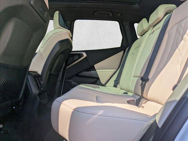 Certified 2025 BMW X3 xDrive30i w/ Premium Package image 17