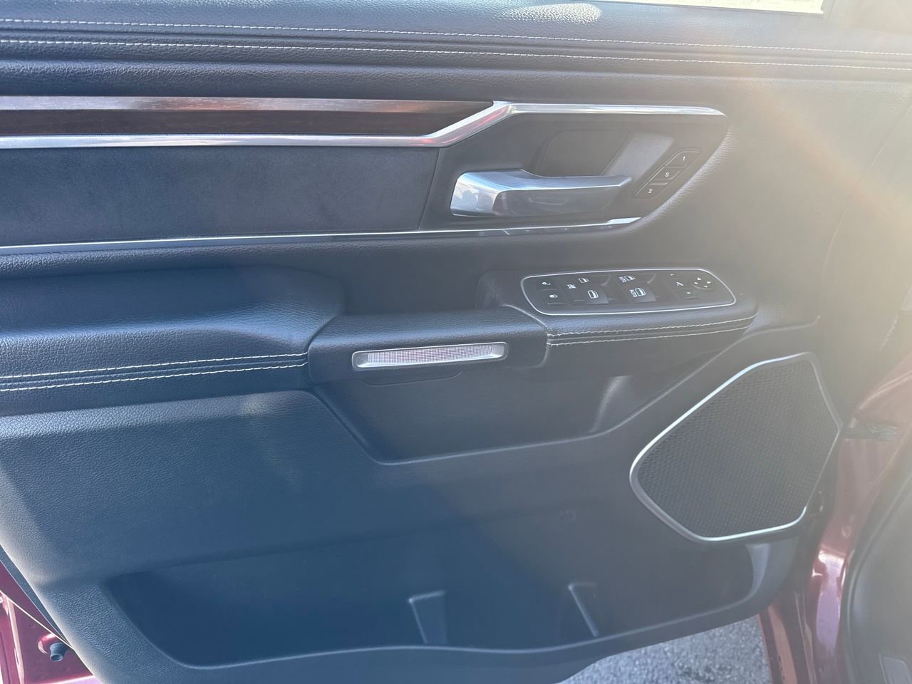 Used 2021 RAM 1500 Laramie image 17