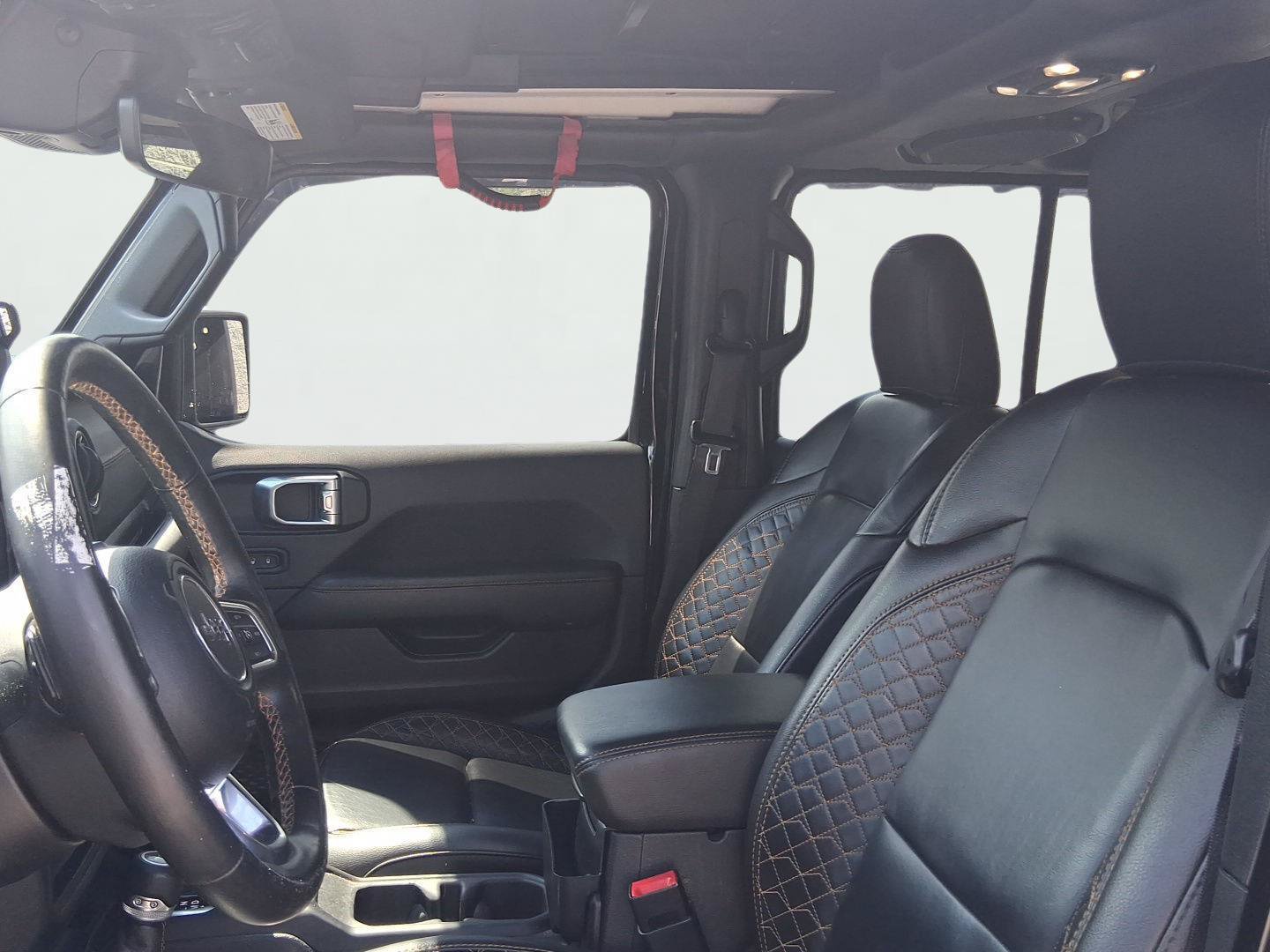 Used 2021 Jeep Wrangler Unlimited Sahara AWD/4WD image 12