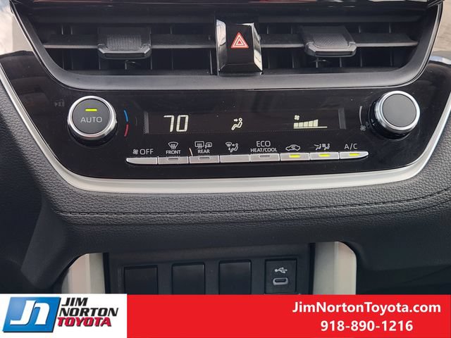 Used 2024 Toyota Corolla Cross LE FWD image 19