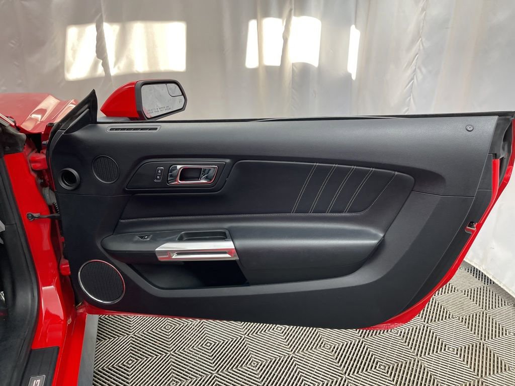 Used 2017 Ford Mustang Premium image 24