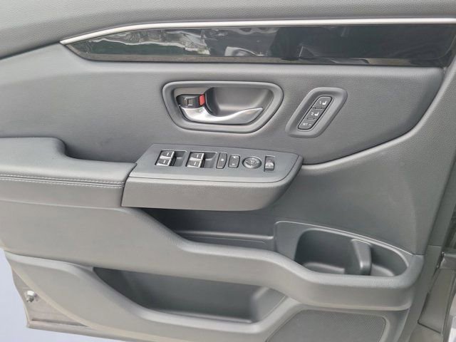 Used 2023 Honda Pilot Touring image 26