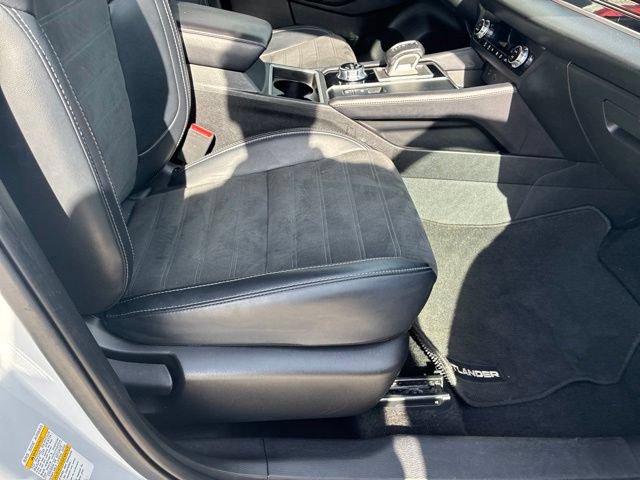 Used 2024 Mitsubishi Outlander SE FWD image 11