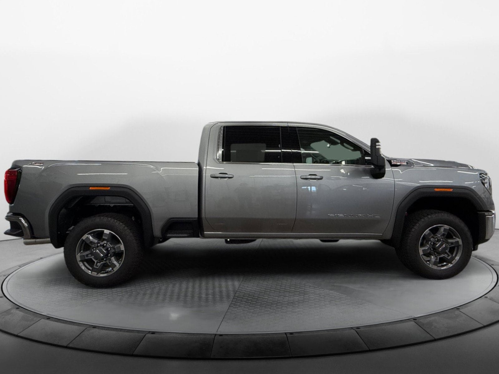 New 2026 GMC Sierra 2500 SLE w/ SLE Value Package; AWD/4WD image 2