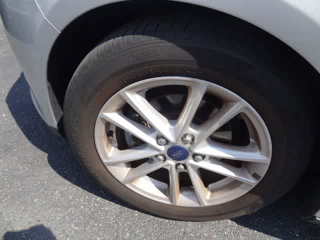 Used 2016 Ford Focus SE FWD image 17