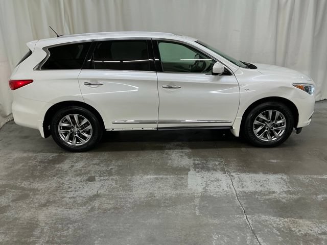 Used 2015 INFINITI QX60 Luxe w/ Premium Plus Package AWD/4WD image 2