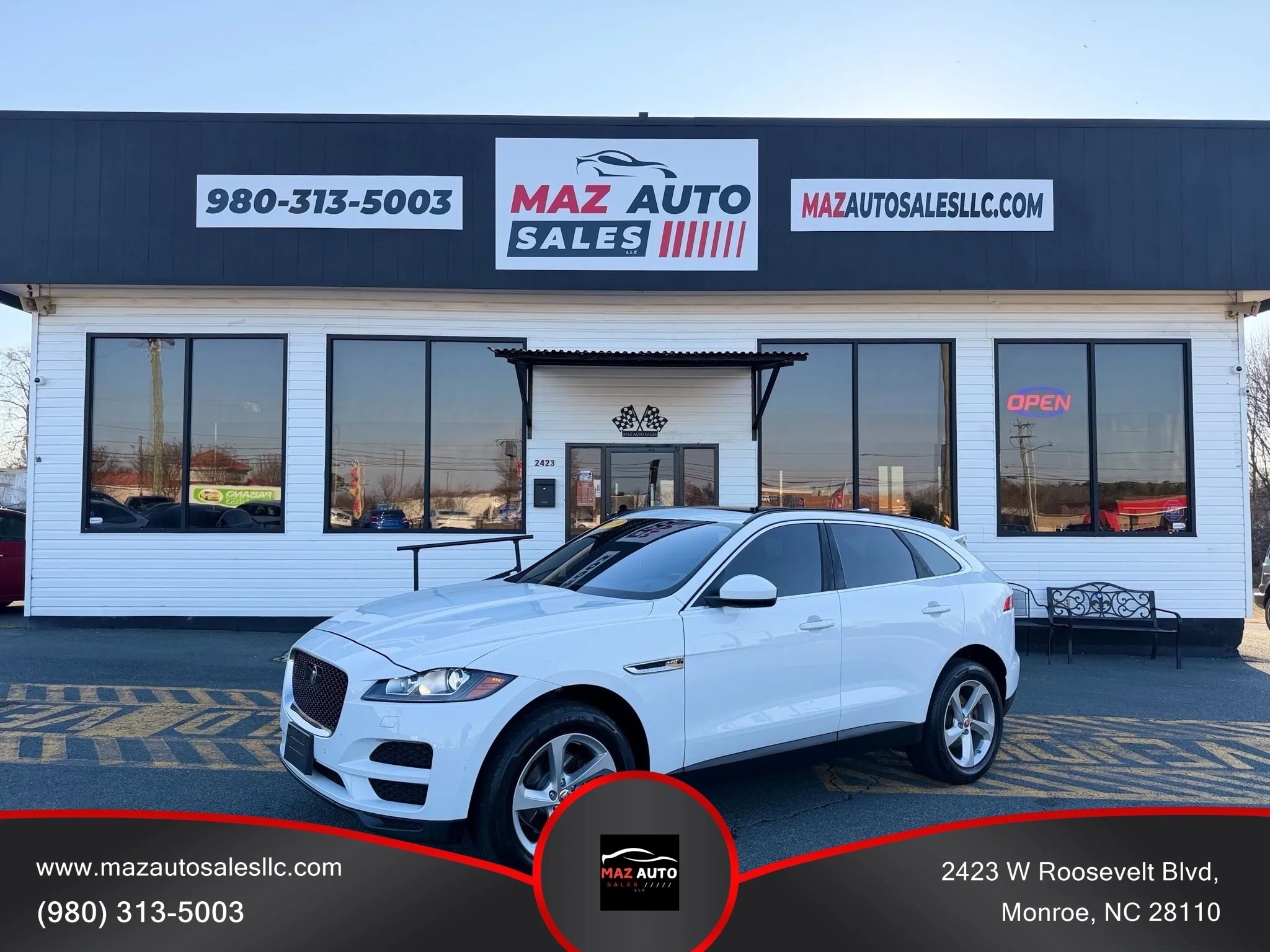 Used 2019 Jaguar F-PACE Premium image 1