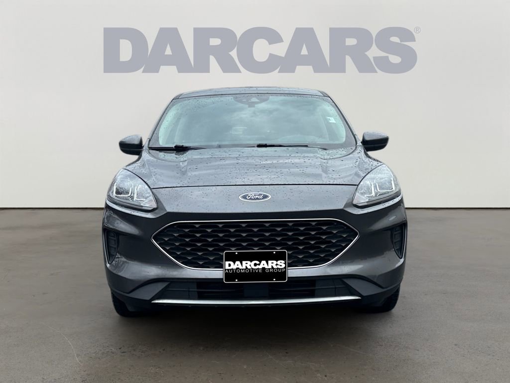 Used 2020 Ford Escape SE image 2