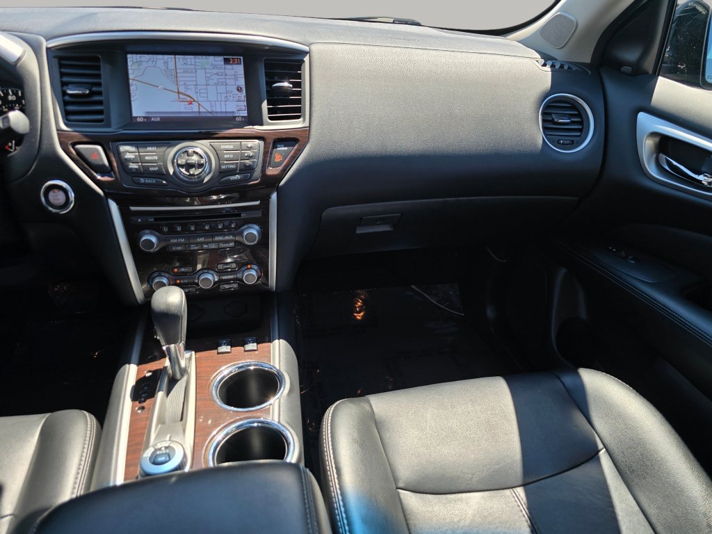 Used 2016 Nissan Pathfinder SL w/ SL Premium Package AWD/4WD image 4