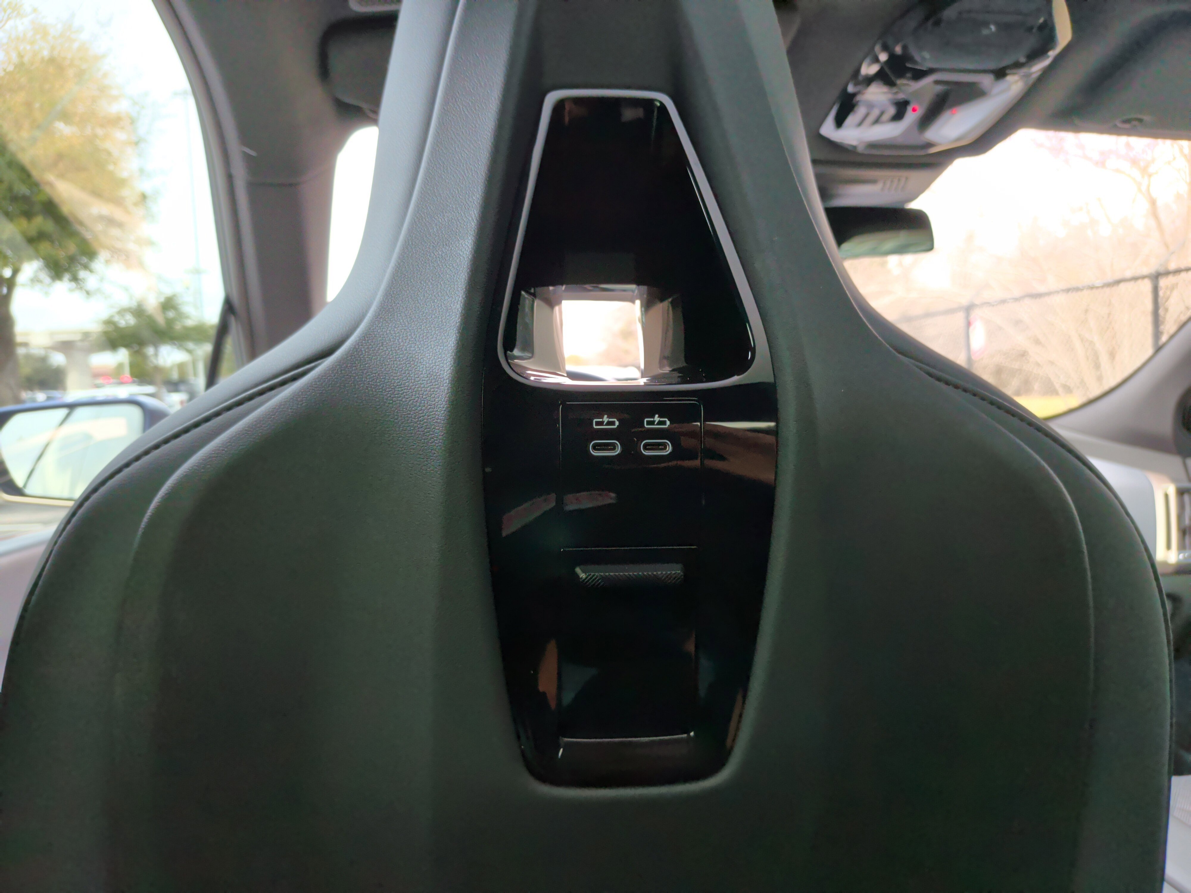 Certified 2023 BMW iX M60 w/ Executive Package image 35