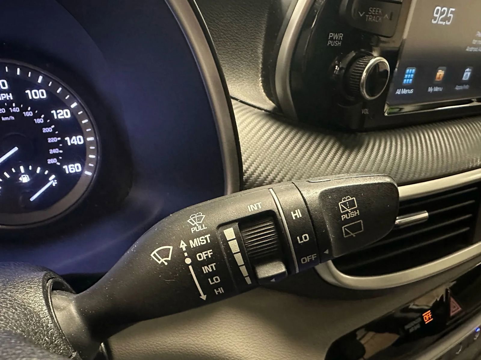 Used 2019 Hyundai Tucson SE image 24