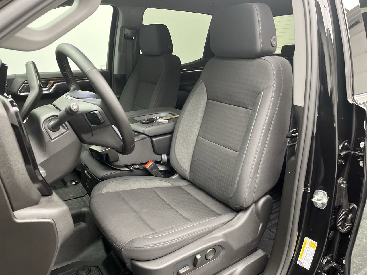 New 2026 GMC Sierra 1500 SLE AWD/4WD image 10