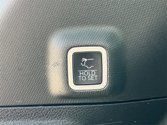 Used 2024 Jeep Grand Cherokee Limited image 42