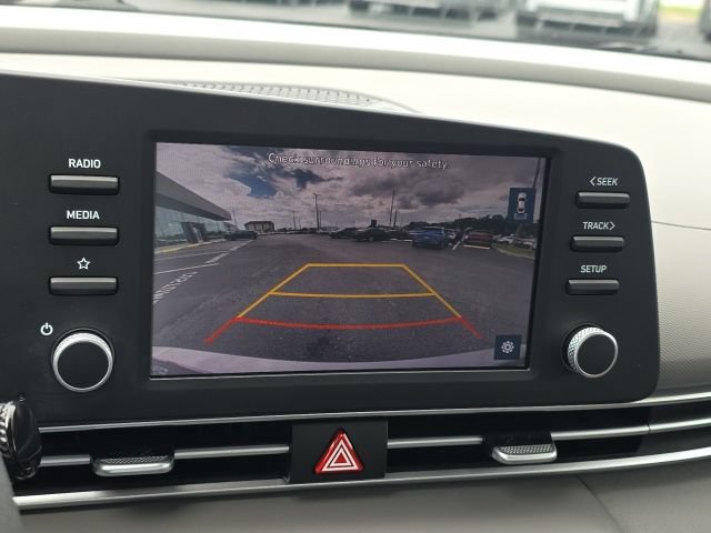 Used 2023 Hyundai Elantra SEL FWD image 20