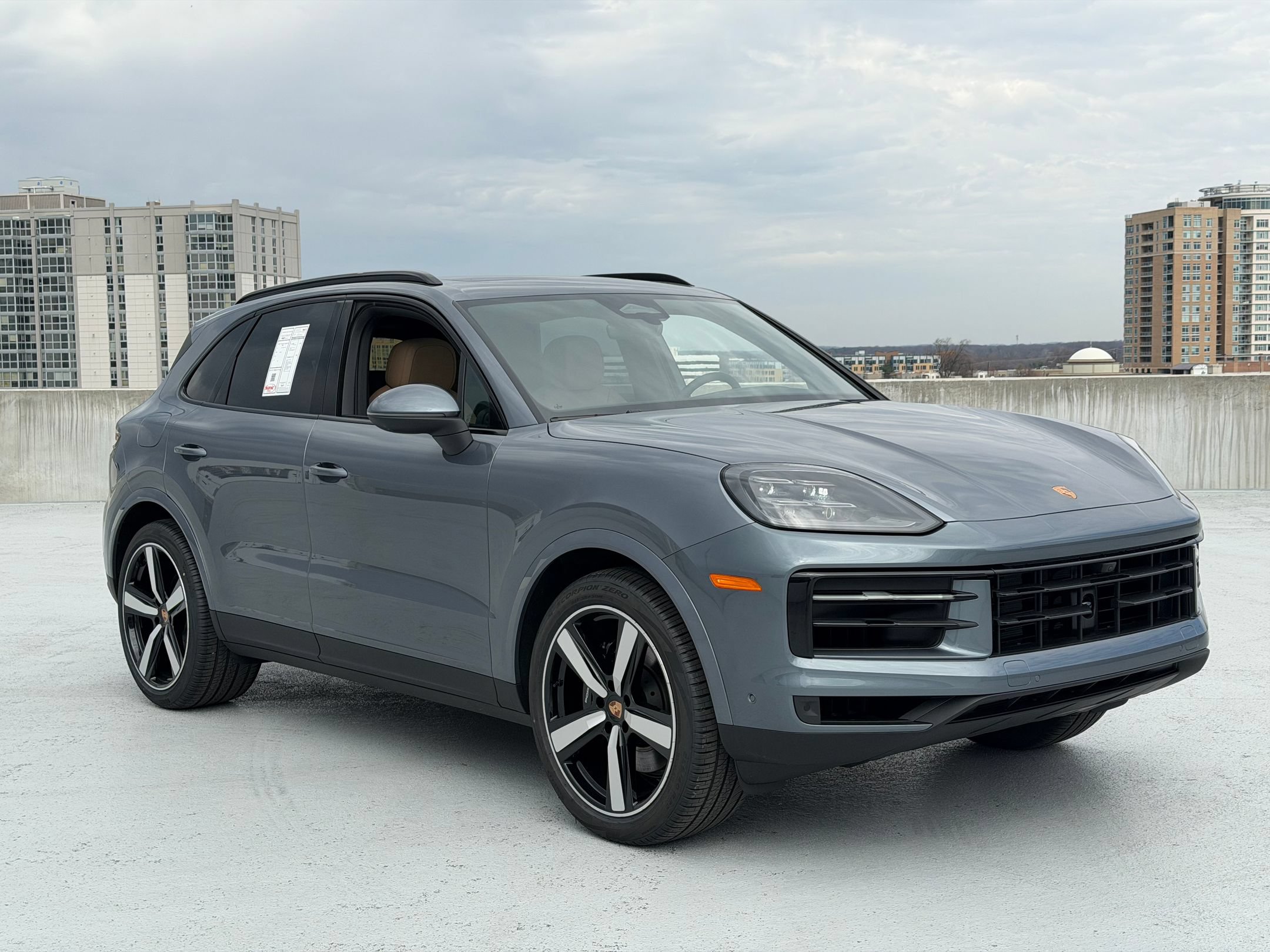 Certified 2026 Porsche Cayenne AWD/4WD image 9