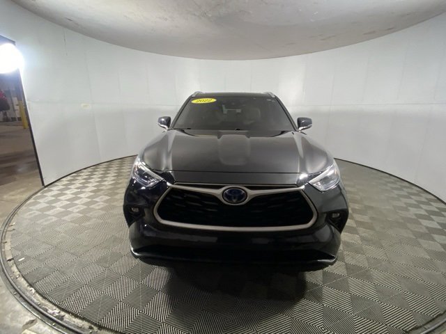 Used 2022 Toyota Highlander XLE image 5