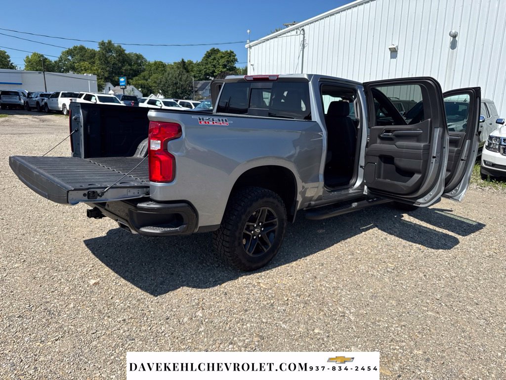 Used 2025 Chevrolet Silverado 1500 LT Trail Boss w/ LT Trail Boss Premium Package AWD/4WD image 36