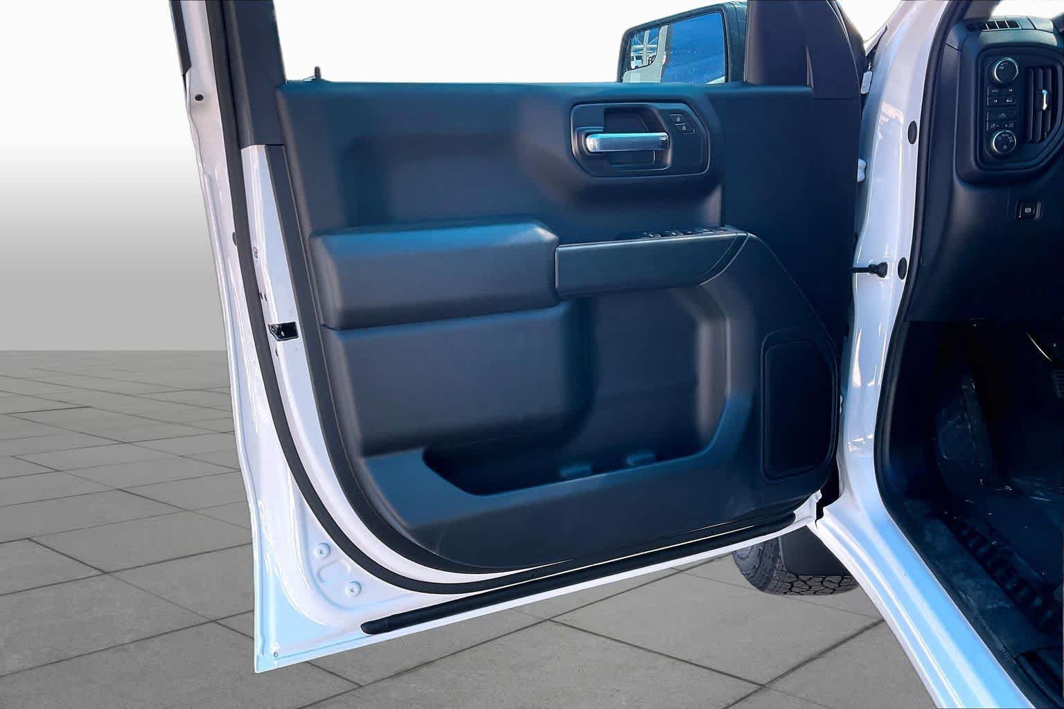 New 2026 Chevrolet Silverado 1500 Custom AWD/4WD image 10